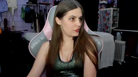 Snapshot of mistress_priest chatting on 03/06/25, 10:58 Dirty Priest and Ivi online show from 03/06/25, 10:58