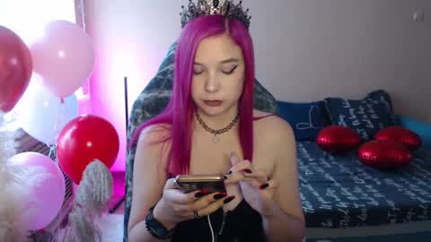 Miss Bailey online show from 11/21/25, 11:31