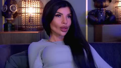 Elenia online show from 03/28/26, 12:27