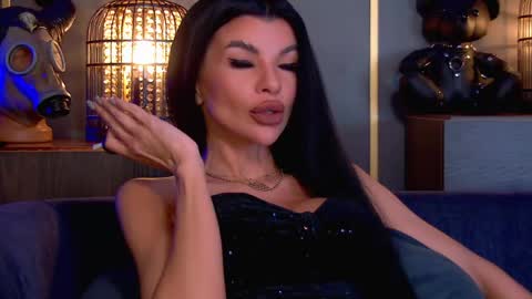Snapshot of mistresselenia chatting on 04/22/26, 02:40 Elenia online show from 04/22/26, 02:40