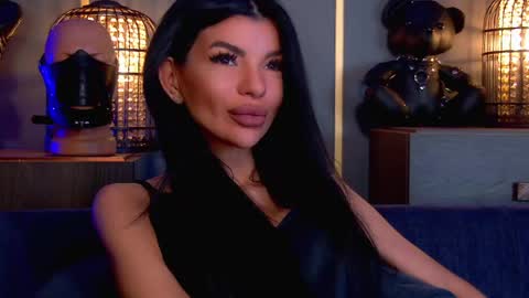 Snapshot of mistresselenia chatting on 05/02/26, 08:08 Elenia online show from 05/02/26, 08:08