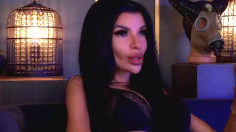 Snapshot of mistresselenia chatting on 06/20/26, 11:13 Elenia online show from 06/20/26, 11:13