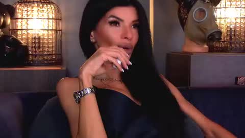 Snapshot of mistresselenia chatting on 07/08/26, 10:31 Elenia online show from 07/08/26, 10:31