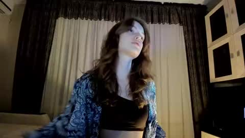 Snapshot of mistresselizy chatting on 01/24/25, 09:58 mistresselizy online show from 01/24/25, 09:58