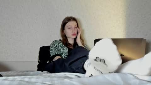 Snapshot of mistresselizy chatting on 02/26/25, 04:24 mistresselizy online show from 02/26/25, 04:24
