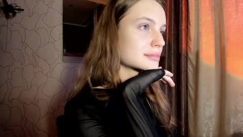 Snapshot of mistresselizy chatting on 03/02/25, 11:31 mistresselizy online show from 03/02/25, 11:31