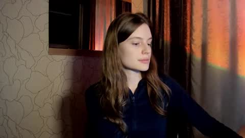 Snapshot of mistresselizy chatting on 03/05/25, 02:23 mistresselizy online show from 03/05/25, 02:23