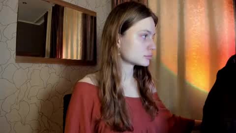 Snapshot of mistresselizy chatting on 03/08/25, 04:50 mistresselizy online show from 03/08/25, 04:50