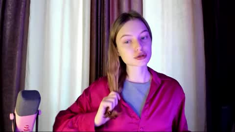 Snapshot of mistresselizy chatting on 09/27/25, 01:38 mistresselizy online show from 09/27/25, 01:38