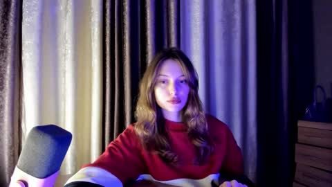 Snapshot of mistresselizy chatting on 10/01/25, 11:44 mistresselizy online show from 10/01/25, 11:44