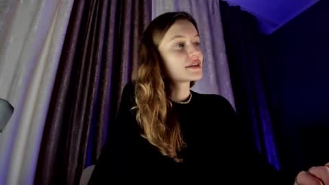 Snapshot of mistresselizy chatting on 10/19/25, 01:23 mistresselizy online show from 10/19/25, 01:23
