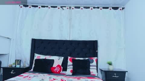 mistresskattia online show from 09/15/25, 01:05