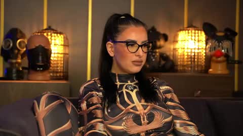 Mistress Kelly online show from 04/17/26, 09:40