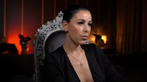 Snapshot of mistresskellykent chatting on 07/15/26, 10:37 Mistress Kelly online show from 07/15/26, 10:37