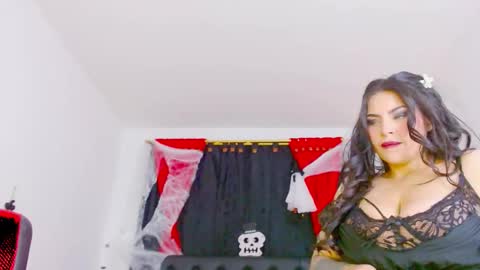 Mistresslombana online show from 10/23/25, 06:02