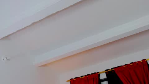 Snapshot of mistresslombana_666 chatting on 05/11/26, 05:46 Mistresslombana online show from 05/11/26, 05:46