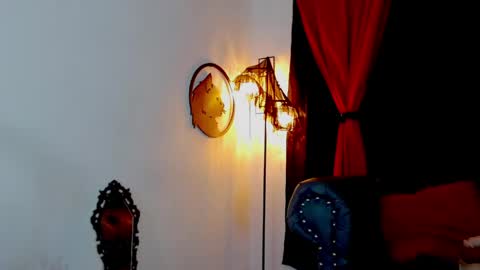 Snapshot of mistresslombana_666 chatting on 05/16/26, 04:20 Mistresslombana online show from 05/16/26, 04:20