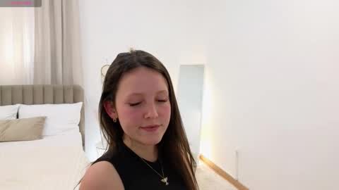 Sindy online show from 02/16/26, 10:22