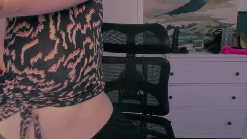 SANDY online show from 11/16/25, 10:04