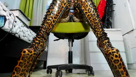 Tiffany online show from 03/14/26, 10:15