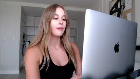mistressuniverse online show from 07/28/26, 12:12