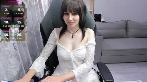 Snapshot of misty_dark chatting on 07/10/26, 04:06 misty_dark online show from 07/10/26, 04:06