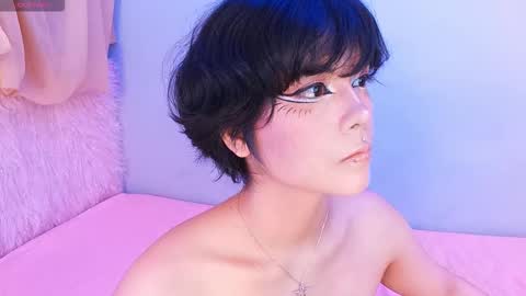 Snapshot of misty_miu chatting on 10/06/25, 05:05 Misty online show from 10/06/25, 05:05