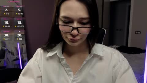 misty_roseee online show from 02/19/25, 07:17