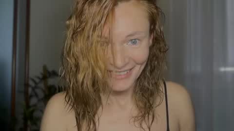 Snapshot of mistybarnes chatting on 04/26/26, 03:32 MistyBarnes NONUDE MODEL online show from 04/26/26, 03:32