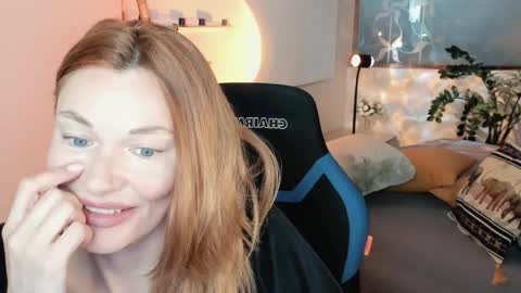 Snapshot of mistybarnes chatting on 05/03/26, 04:13 MistyBarnes NONUDE MODEL online show from 05/03/26, 04:13