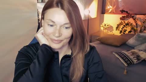 Snapshot of mistybarnes chatting on 05/05/26, 04:26 MistyBarnes NONUDE MODEL online show from 05/05/26, 04:26