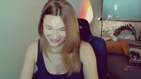 Snapshot of mistybarnes chatting on 05/30/26, 03:42 MistyBarnes NONUDE MODEL online show from 05/30/26, 03:42