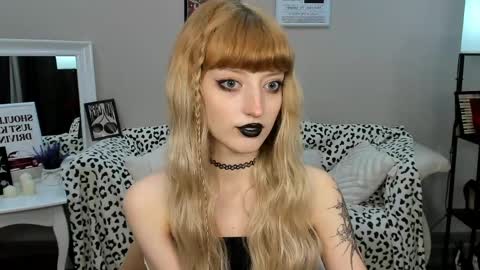 Misty online show from 04/21/26, 02:51