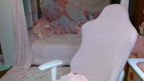 Snapshot of mistymystic chatting on 06/14/26, 01:03 Misty online show from 06/14/26, 01:03