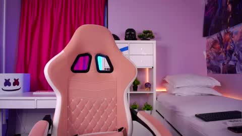 Misty online show from 02/09/26, 05:33