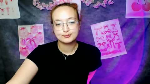 Snapshot of mistyrosee chatting on 06/18/26, 05:17 Aria online show from 06/18/26, 05:17