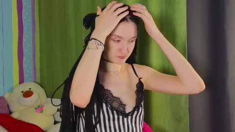 alice online show from 03/10/25, 03:01