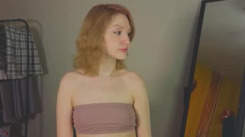 alice online show from 10/24/25, 03:03