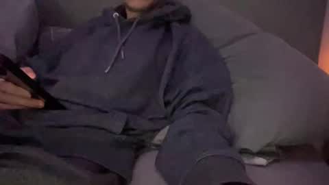 mitchellw7752 online show from 10/24/25, 09:06