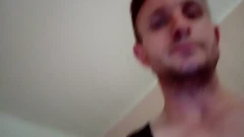 Snapshot of mitchi198989 chatting on 06/14/26, 04:53 mitchi198989 online show from 06/14/26, 04:53