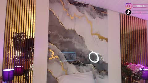 Mtica Brennet online show from 03/31/26, 05:30