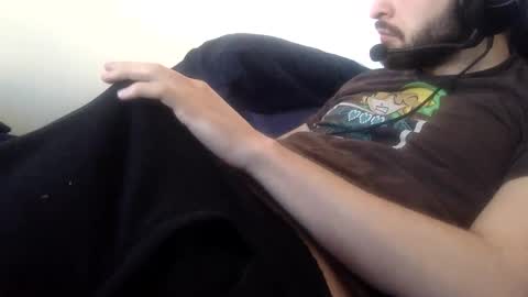 Snapshot of mitriyet chatting on 03/05/25, 10:00 mitriyet online show from 03/05/25, 10:00
