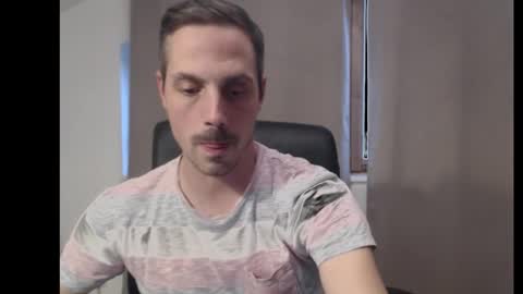 Mitsch online show from 10/05/25, 01:53