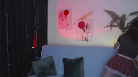 Yuka online show from 02/02/25, 04:11