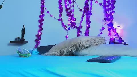 Miwa  online show from 03/07/25, 11:27