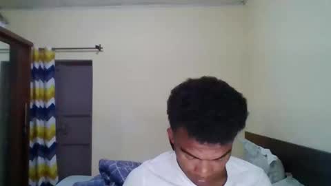 Snapshot of mixedboy_sexy chatting on 09/18/25, 09:06 mixedboy_sexy online show from 09/18/25, 09:06