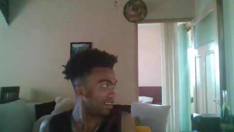 Snapshot of mixedboy_sexy chatting on 04/06/26, 01:01 mixedboy_sexy online show from 04/06/26, 01:01