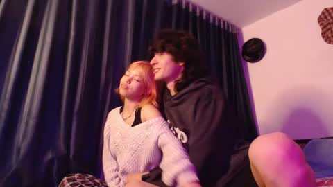 Naomi and Nekorii online show from 07/07/26, 07:23