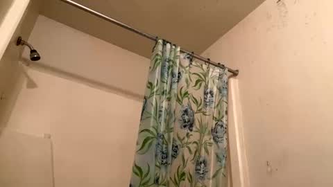 Snapshot of mixxychocolate chatting on 02/09/25, 08:02 Deanthony online show from 02/09/25, 08:02