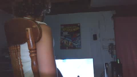 Snapshot of mixxychocolate chatting on 10/02/25, 12:06 Deanthony online show from 10/02/25, 12:06